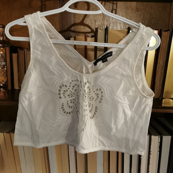 FCUK crop - Picture 2 of 2